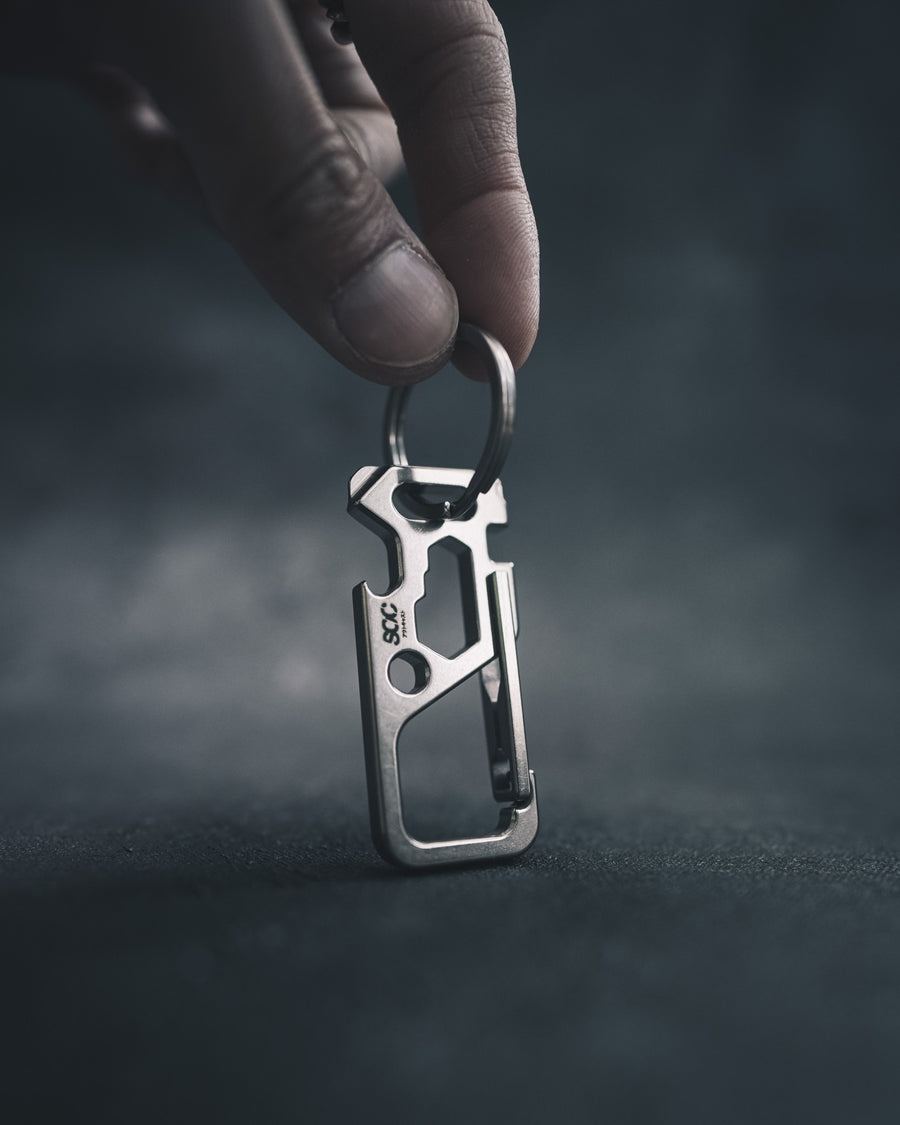 TITANIUM CARABINER / KEY CHAIN
